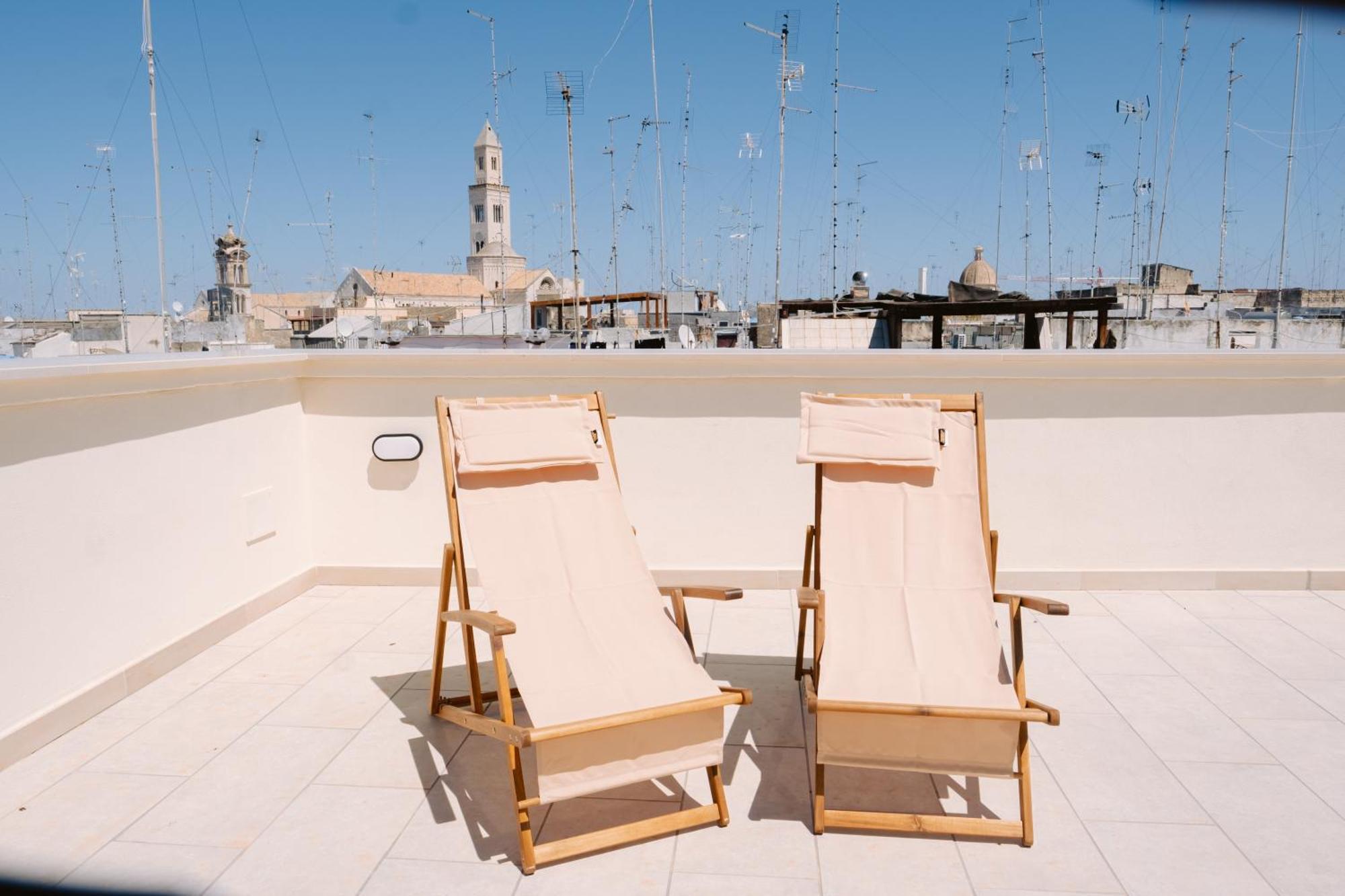 Casa Antonia - Terrace & Suites Бари Экстерьер фото